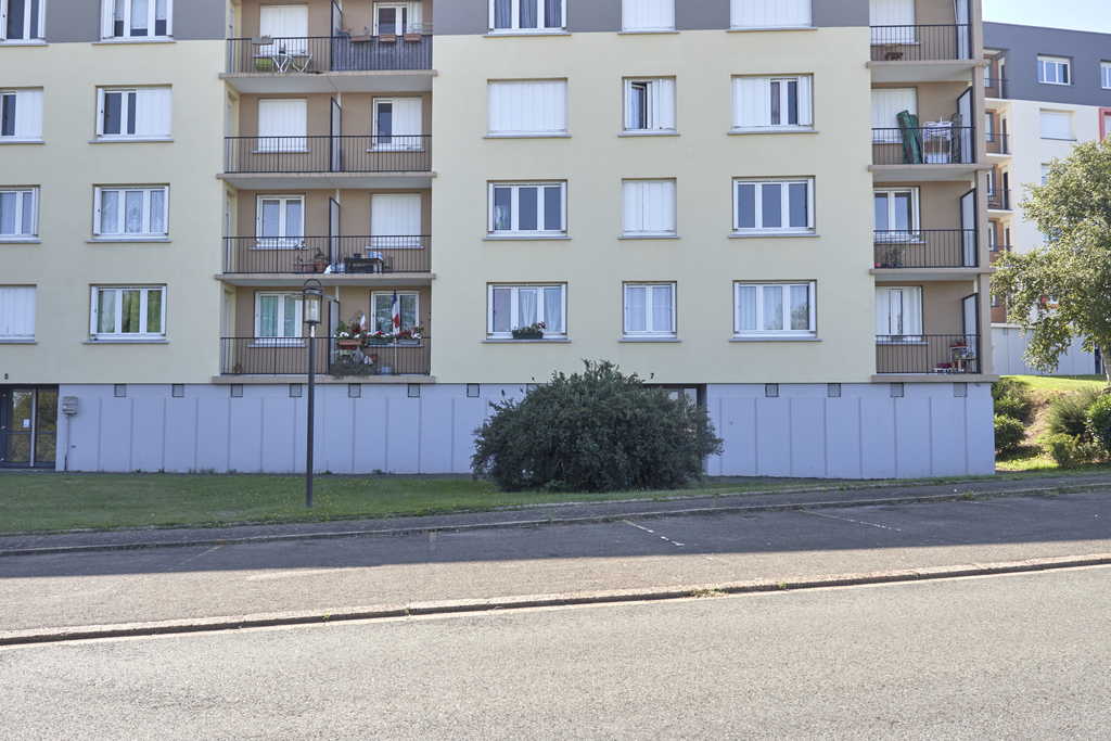 Appartement SABLE SUR SARTHE T4