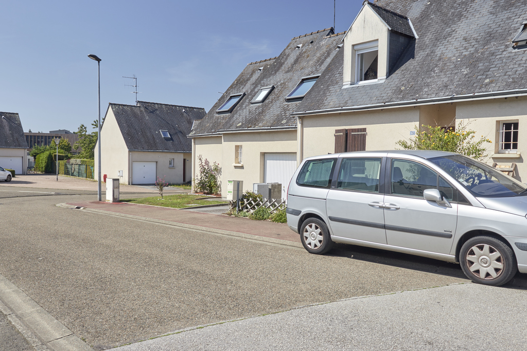 Maison SABLE SUR SARTHE T3